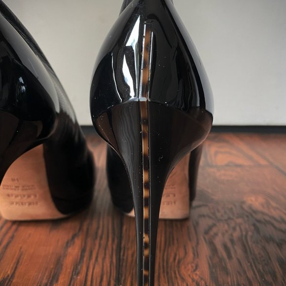 Herve Leger Albee Leather Pumps - Picture 5 of 10